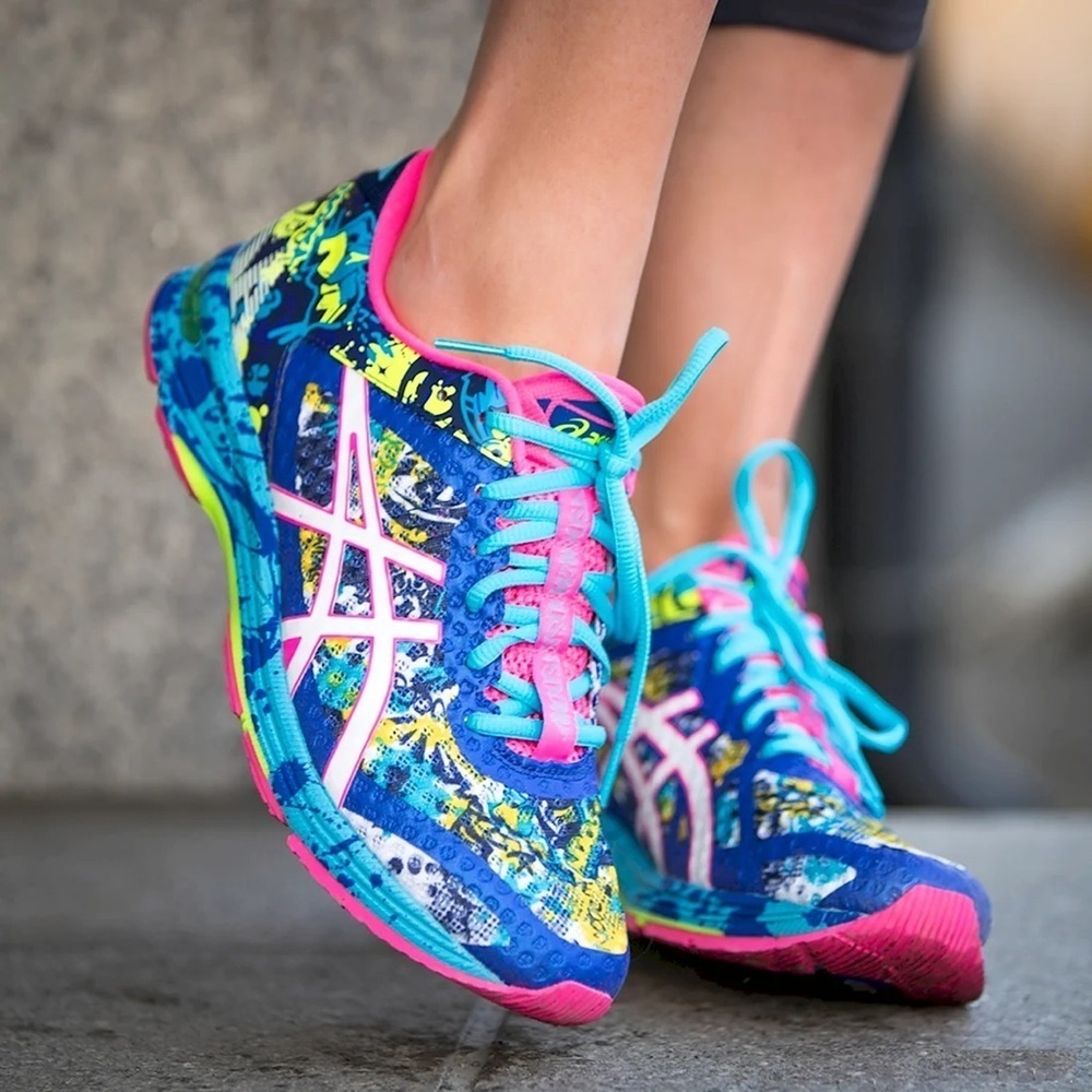 Asics Women 5 Gel-Noosa Tri 11 Blue/White/Hot Pink Running Shoe Size 6.5